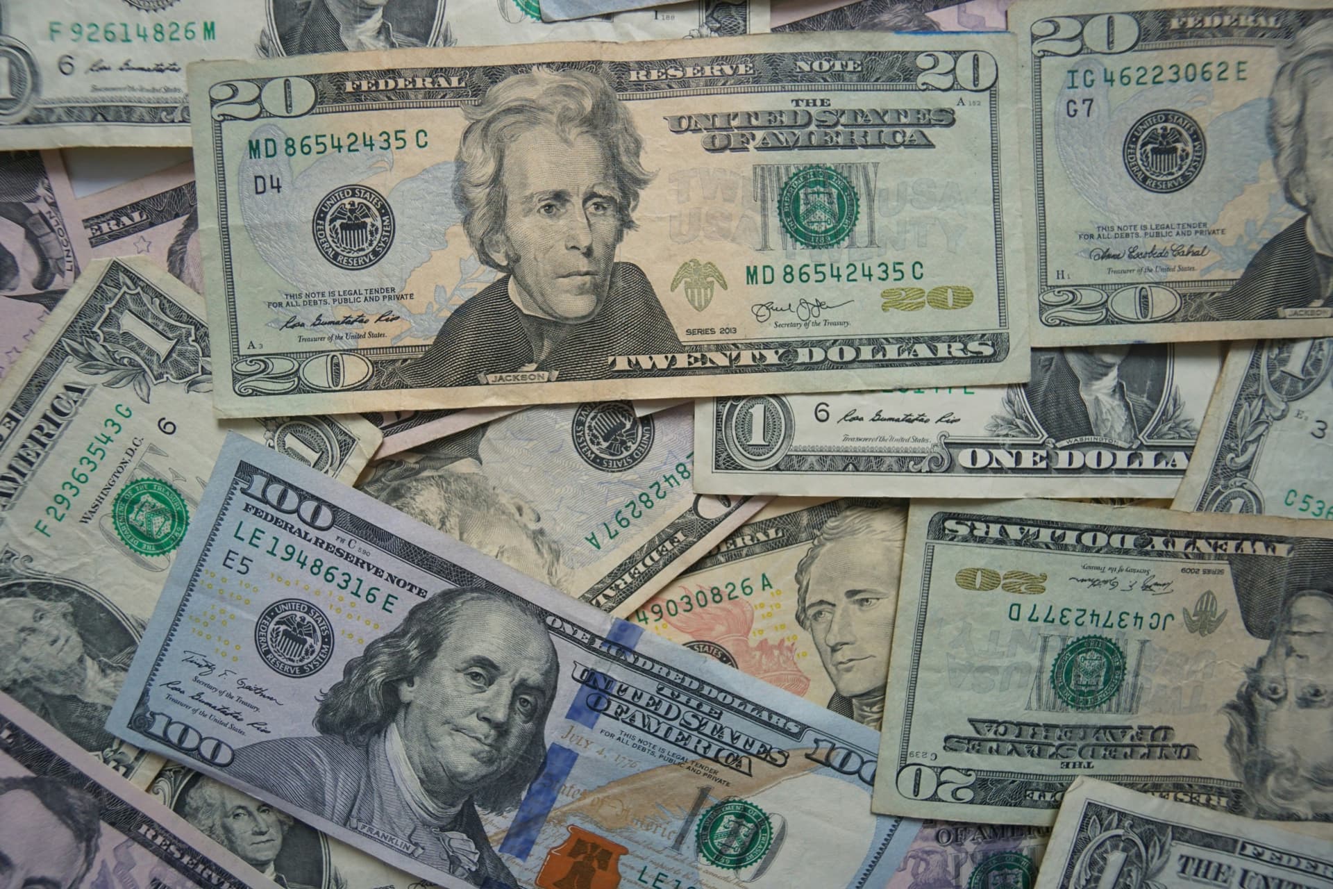 Chime acerta compra de US$ 590 mi do banco parceiro Stride