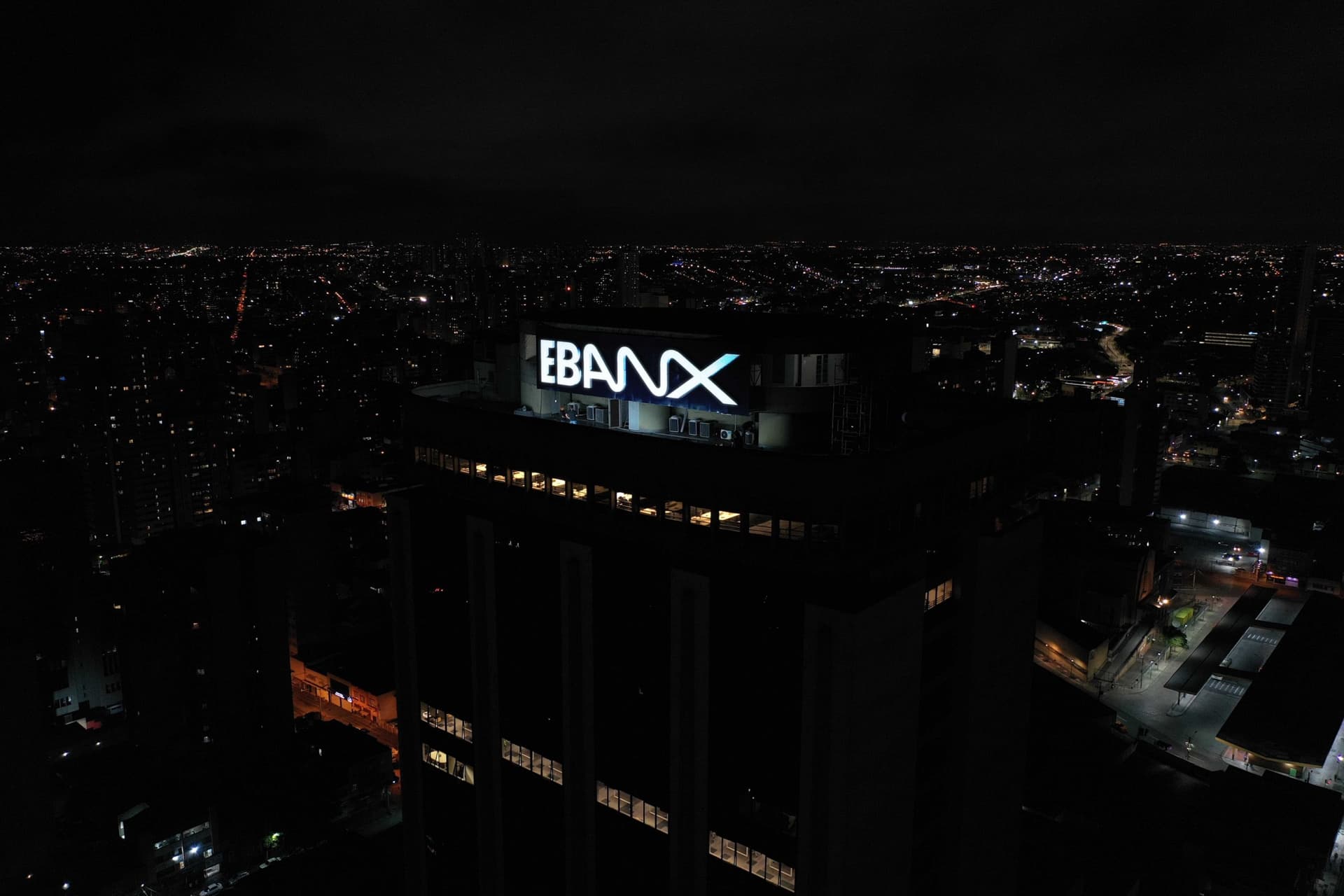 EBANX entra no Paquistão em 2027 e descriptografa Apple Pay