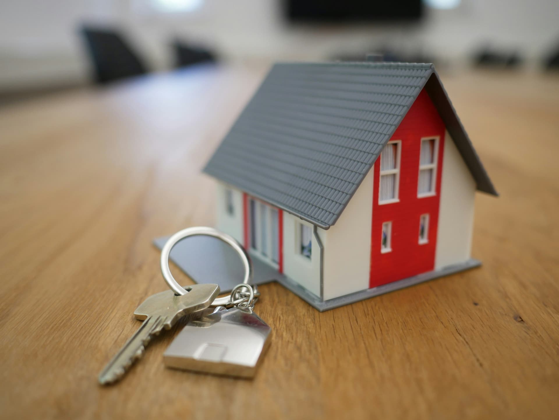 Seguros SURA e Intelbras lançam seguro residencial digital
