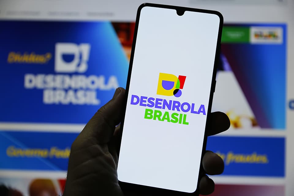 BC: Desenrola pode ter elevado inadimplência de PF a 5,4%